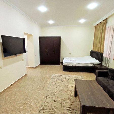 Aygestan Apartments Yerevan Ngoại thất bức ảnh